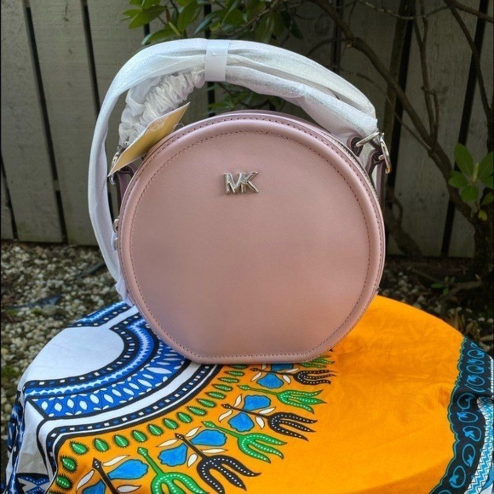 Michael Kors Canteen Messenger